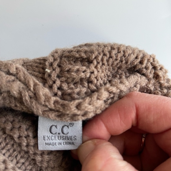 CC beanie - Picture 3 of 3